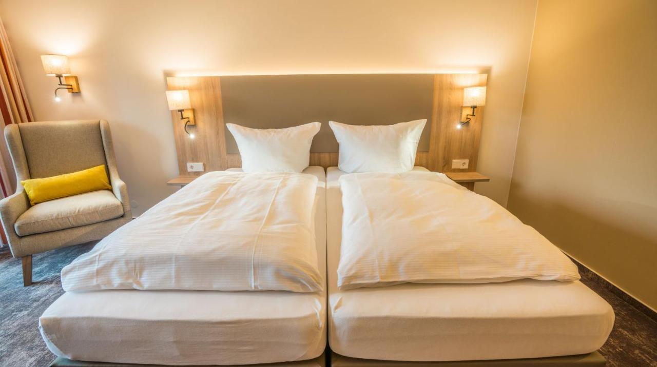 Waldhotel Eisenberg Eisenberg  Zewnętrze zdjęcie