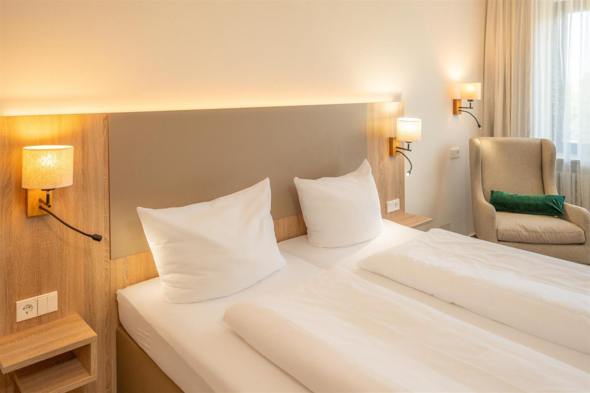 Waldhotel Eisenberg Eisenberg  Zewnętrze zdjęcie