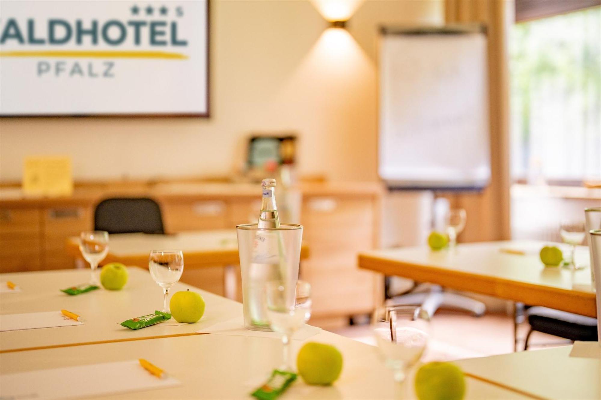 Waldhotel Eisenberg Eisenberg  Zewnętrze zdjęcie